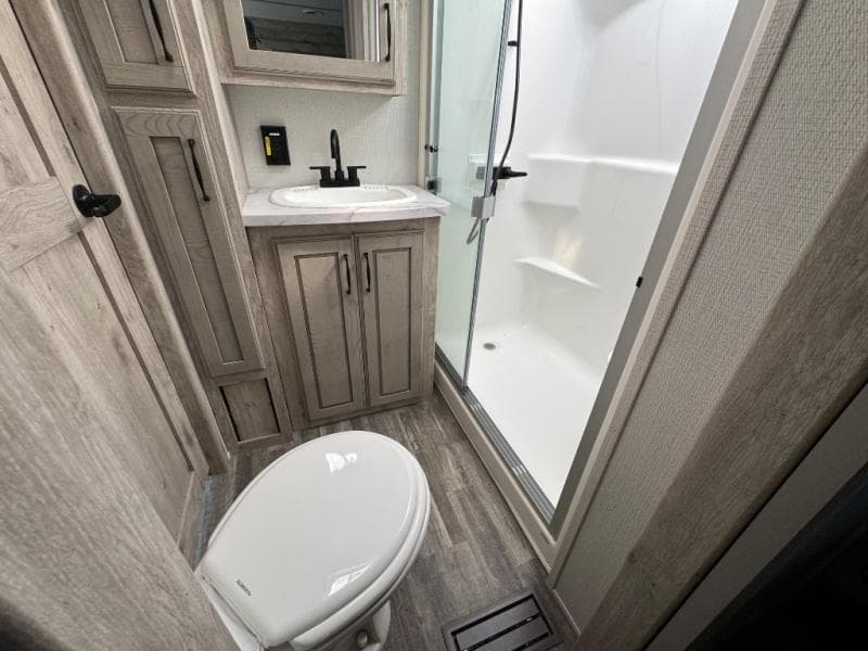 2023 Keystone RV 2023 Keystone RV Avalanche - thumbnail 27