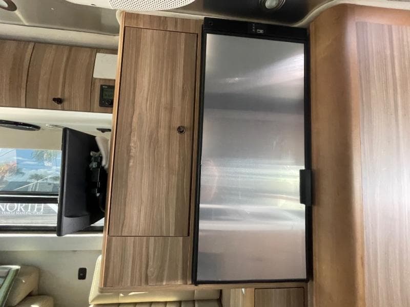 2019 Airstream 2019 Airstream INTERSTATE - thumbnail 10