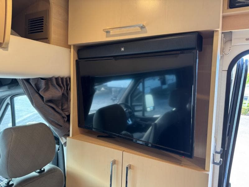 2020 Leisure Travel Vans 2020 Leisure Travel Vans Unity - thumbnail 25