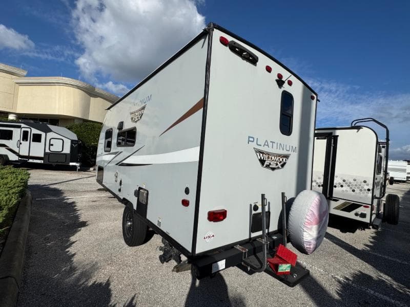 2023 Wildwood FSX 2023 Wildwood FSX WILDWOOD - thumbnail 3