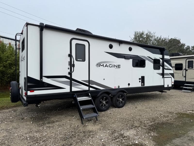 2023 Grand Design 2023 Grand Design Imagine - thumbnail 4