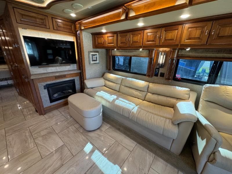 2018 Tiffin Motorhomes 2018 Tiffin Motorhomes Allegro Bus - thumbnail 17