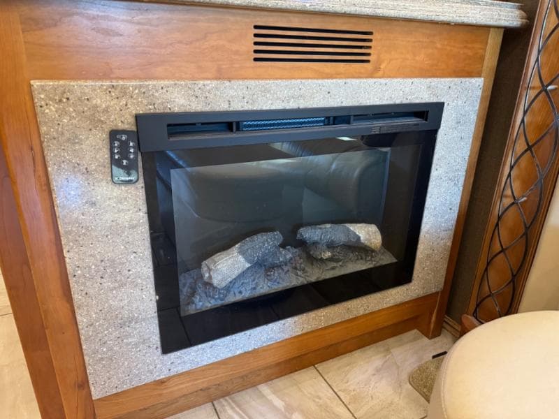 2018 Tiffin Motorhomes 2018 Tiffin Motorhomes Allegro Bus - thumbnail 18