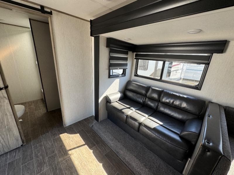 2020 Cherokee Alpha Wolf 2020 Cherokee Alpha Wolf ALPHA WOLF - thumbnail 18