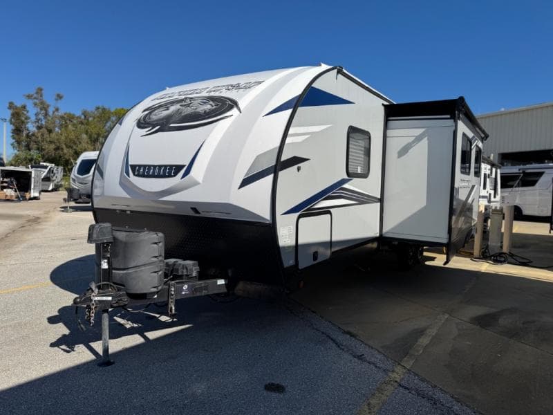 2020 Cherokee Alpha Wolf 2020 Cherokee Alpha Wolf ALPHA WOLF - thumbnail 2