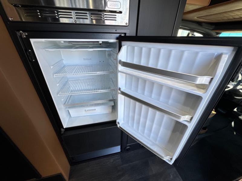 2026 Midwest Automotive Designs 2026 Midwest Automotive Designs Passage - thumbnail 20