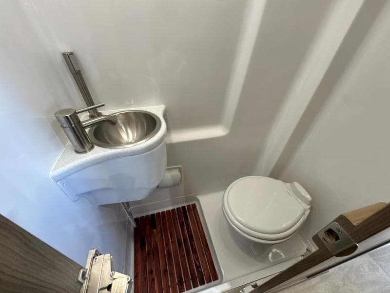 2026 Midwest Automotive Designs 2026 Midwest Automotive Designs Patriot - thumbnail 15